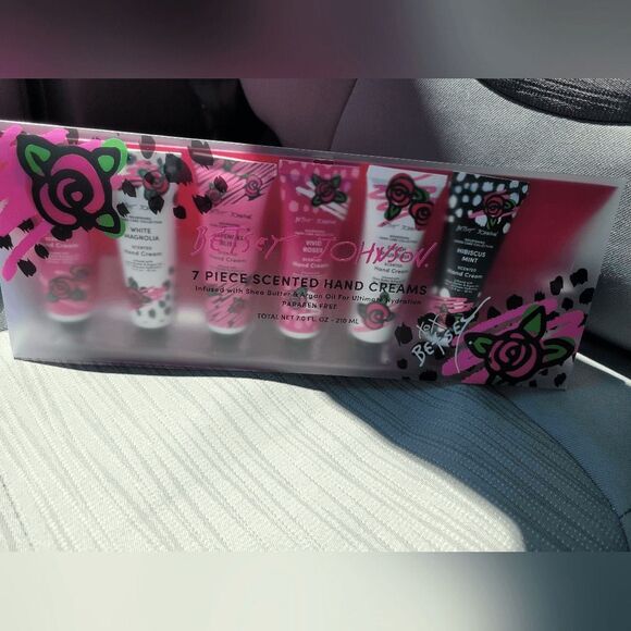1 Betsy Johnson handlotion - Picture 2 of 6